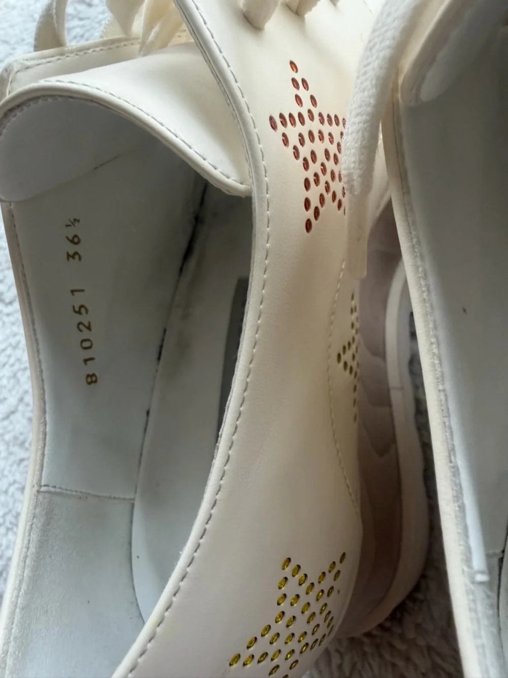 Stella McCartney Cream Platform Lace-Up Oxfords with Multicolor Star Cutouts